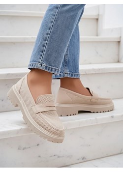 Damskie loafersy Callista beżowe, skóra ekologiczna, płaski obcas 4 cm ze sklepu royalfashion.pl w kategorii Mokasyny damskie - zdjęcie 185923431
