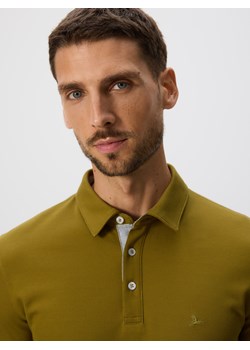 Reserved - Koszulka polo regular fit - oliwkowy ze sklepu Reserved w kategorii T-shirty męskie - zdjęcie 185933361