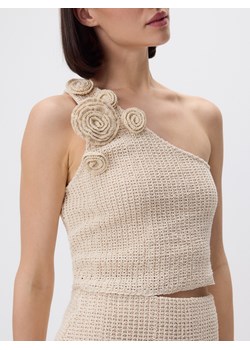 Reserved - Crochetowy top z kwiatową aplikacją - beżowy ze sklepu Reserved w kategorii Bluzki damskie - zdjęcie 185935804