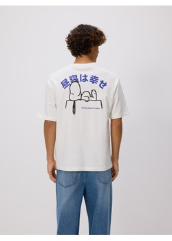 Reserved - Bawełniany t-shirt Snoopy - złamana biel ze sklepu Reserved w kategorii T-shirty męskie - zdjęcie 185937522