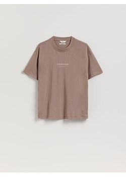 Reserved - T-shirt boxy z nadrukiem - beżowy ze sklepu Reserved w kategorii T-shirty męskie - zdjęcie 185938411