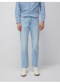 Reserved - Jeansy straight fit z efektem sprania - niebieski ze sklepu Reserved w kategorii Jeansy męskie - zdjęcie 185938424
