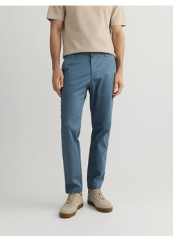 Reserved - Spodnie chino slim fit - granatowy ze sklepu Reserved w kategorii Spodnie męskie - zdjęcie 185939830