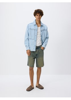 Reserved - Jeansowe szorty straight - indigo jeans - id: 8581H-57J - marki Reserved - 185946460 Reserved - Jeansowe szorty straight - indigo jeans ze sklepu Reserved w kategorii Spodenki męskie - zdjęcie 185946460