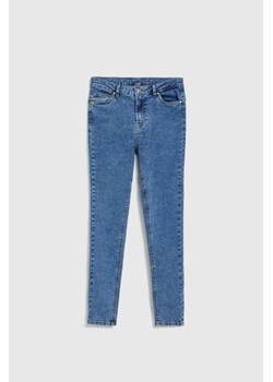 Jeansy skinny niebieskie ze sklepu Moodo.pl w kategorii Jeansy damskie - zdjęcie 185952143