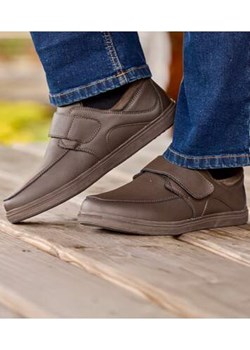 Skórzane mokasyny z rzepem ze sklepu Atlas For Men w kategorii Mokasyny męskie - zdjęcie 185952284