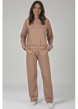 Komplet bluza+spodnie Vivisence 9205kmpl beżowy - id: 37525 - marki Vivisence - 185960473 Komplet bluza+spodnie Vivisence 9205kmpl beżowy ze sklepu kontri.pl w kategorii Dresy damskie - zdjęcie 185960473