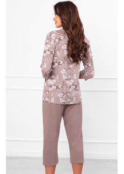 Bawełniana piżama damska z rękawem i spodniami 3/4 Kimuri, Kolor cappuccino, Rozmiar M, Italian Fashion - id: 217167 - marki Italian Fashion - 185960991 Bawełniana piżama damska z rękawem i spodniami 3/4 Kimuri, Kolor cappuccino, Rozmiar M, Italian Fashion ze sklepu Primodo w kategorii Piżamy damskie - zdjęcie 185960991