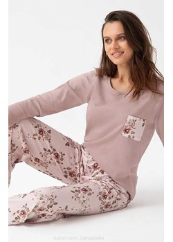 Piżama damska w różowo-oliwkowe kwiaty 348, Kolor różowy-wzór, Rozmiar M, Luna - id: 217836 - marki Luna - 185961234 Piżama damska w różowo-oliwkowe kwiaty 348, Kolor różowy-wzór, Rozmiar M, Luna ze sklepu Primodo w kategorii Piżamy damskie - zdjęcie 185961234