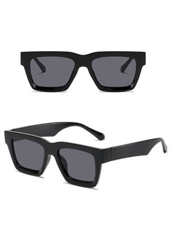 Okulary przeciwsłoneczne z filtrem UV400 STL39 Czarne + akcesoria ze sklepu Stylion w kategorii Okulary przeciwsłoneczne damskie - zdjęcie 185965360