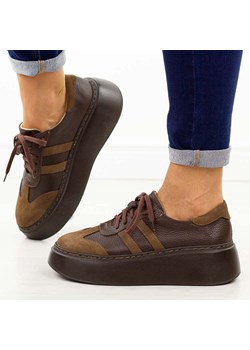 Czekoladowe skórzane sneakersy damskie Deoni D632 ze sklepu suzana.pl w kategorii Półbuty damskie - zdjęcie 185970511