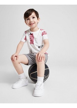 JORDAN KOMPLET AOP T/SHT WHT/GRY ze sklepu JD Sports  w kategorii T-shirty chłopięce - zdjęcie 185976150