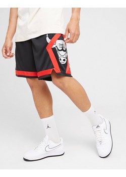 NIKE SZORTY CHICAGO BULLS 2023/24 CITY EDITION - id: DX8697-010 - marki Nike - 185983391 NIKE SZORTY CHICAGO BULLS 2023/24 CITY EDITION ze sklepu JD Sports  w kategorii Spodenki męskie - zdjęcie 185983391