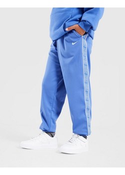 NIKE SPODNIE K NSW DF CLUB+ POLY JGGR ze sklepu JD Sports  w kategorii Spodnie chłopięce - zdjęcie 185984514
