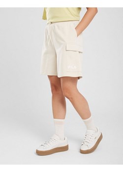 FILA SZORTY CORINE CRGO SHT STN ze sklepu JD Sports  w kategorii Szorty - zdjęcie 185986311