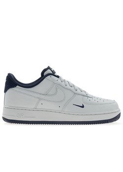 Buty męskie Nike Air Force 1 '07 LV8 HM9483-001 - białe ze sklepu streetstyle24.pl w kategorii Buty sportowe męskie - zdjęcie 185994431