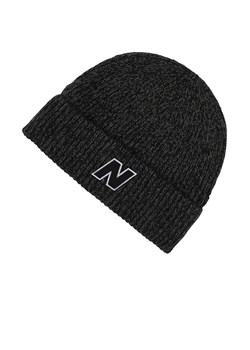 Czapka dla każdego New Balance LAH53009BK - czarna ze sklepu streetstyle24.pl w kategorii Czapki zimowe męskie - zdjęcie 185994481