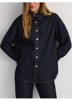 Reserved - Jeansowa koszula oversize - granatowy ze sklepu Reserved w kategorii Koszule damskie - zdjęcie 186002780