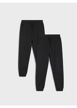 Sinsay - Spodnie dresowe 2 pack - czarny - id: 491DN-99X - marki Sinsay - 186004211 Sinsay - Spodnie dresowe 2 pack - czarny ze sklepu Sinsay w kategorii Spodnie chłopięce - zdjęcie 186004211