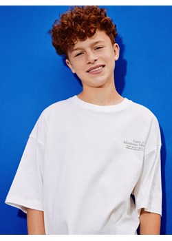 Reserved - Bawełniany t-shirt z nadrukiem - biały ze sklepu Reserved w kategorii T-shirty chłopięce - zdjęcie 186005594