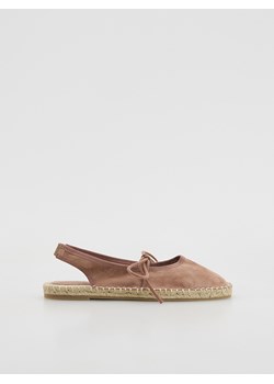 Reserved - Zamszowe espadryle z wiązaniem - brązowy ze sklepu Reserved w kategorii Espadryle damskie - zdjęcie 186008380
