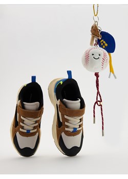 Reserved - Sportowe sneakersy - wielobarwny ze sklepu Reserved w kategorii Buty sportowe dziecięce - zdjęcie 186010190
