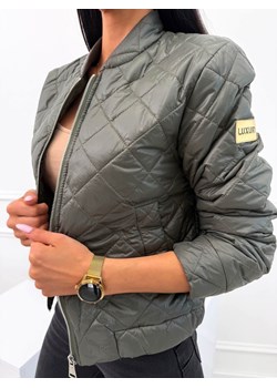 Khaki Pikowana Kurteczka ze sklepu ModnaKiecka.pl w kategorii Kurtki damskie - zdjęcie 186016511