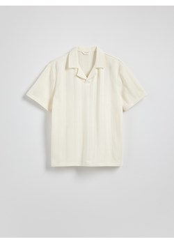 Reserved - Strukturalne polo comfort fit - złamana biel ze sklepu Reserved w kategorii T-shirty męskie - zdjęcie 186025570