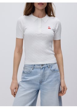 Reserved - T-shirt polo z wiskozą - kremowy - id: TQ670-02X - marki Reserved - 186027140 Reserved - T-shirt polo z wiskozą - kremowy ze sklepu Reserved w kategorii Bluzki damskie - zdjęcie 186027140