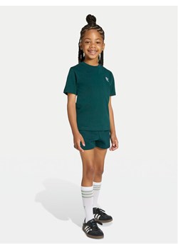 adidas Komplet t-shirt i spodenki JY4875 Zielony Regular Fit - id: 0000305222800 - marki adidas - 186029142 adidas Komplet t-shirt i spodenki JY4875 Zielony Regular Fit ze sklepu MODIVO w kategorii Komplety dziewczęce - zdjęcie 186029142