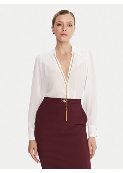 Elisabetta Franchi Bluza CA-133-57E2-V400 Biały Regular Fit ze sklepu MODIVO w kategorii Bluzki damskie - zdjęcie 186029273