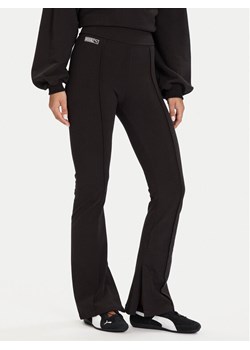 Puma Spodnie dresowe PUMA X ROSÉ 635156 01 Czarny Slim Fit - id: 0000305275929 - marki Puma - 186029614 Puma Spodnie dresowe PUMA X ROSÉ 635156 01 Czarny Slim Fit ze sklepu MODIVO w kategorii Spodnie damskie - zdjęcie 186029614