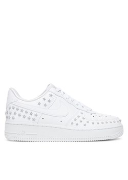 Nike Sneakersy Nike Air Force 1 '07 XX Studded Biały ze sklepu MODIVO w kategorii Buty sportowe damskie - zdjęcie 186030314