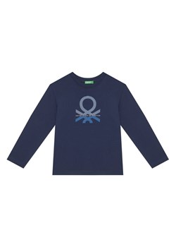 United Colors Of Benetton Bluzka 3I1XC10Q3 Granatowy Regular Fit - id: 0000305266767 - marki United Colors Of Benetton - 186031474 United Colors Of Benetton Bluzka 3I1XC10Q3 Granatowy Regular Fit ze sklepu MODIVO w kategorii T-shirty chłopięce - zdjęcie 186031474