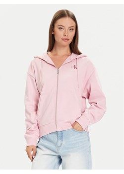 Calvin Klein Jeans Bluza Monologo LV047B270G Różowy Regular Fit ze sklepu MODIVO w kategorii Bluzy damskie - zdjęcie 186032522