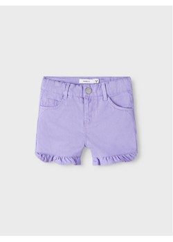 NAME IT Szorty materiałowe 13214426 Fioletowy Regular Fit ze sklepu MODIVO w kategorii Spodenki niemowlęce - zdjęcie 186032894