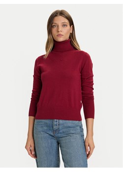 Guess Jeans Golf W4BR15 Z3HO2 Czerwony Regular Fit ze sklepu MODIVO w kategorii Swetry damskie - zdjęcie 186033144