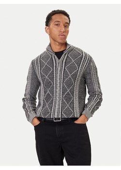 Guess Sweter M5BR44 Z2ZK2 Szary Regular Fit ze sklepu MODIVO w kategorii Swetry męskie - zdjęcie 186033442
