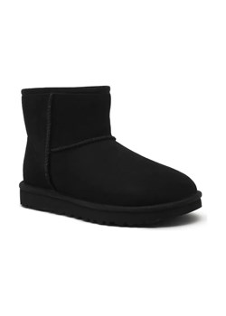 UGG Śniegowce W Classic Mini II | zamsz - id: UG205W000003990 - marki UGG - 186058274 UGG Śniegowce W Classic Mini II | zamsz ze sklepu Gomez Fashion Store w kategorii Śniegowce damskie - zdjęcie 186058274