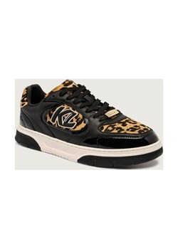 Karl Lagerfeld Skórzane sneakersy KOURTNEY ze sklepu Gomez Fashion Store w kategorii Buty sportowe damskie - zdjęcie 186058511