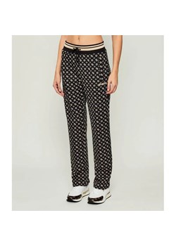 GUESS ACTIVE Spodnie dresowe NEW AGGIE | Regular Fit ze sklepu Gomez Fashion Store w kategorii Spodnie damskie - zdjęcie 186067852