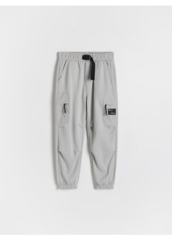 Reserved - Bawełniane spodnie jogger - jasnoszary ze sklepu Reserved w kategorii Spodnie chłopięce - zdjęcie 186068200