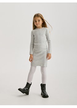 Reserved - Dzianinowa sukienka - jasnoszary - id: 048AW-09M - marki Reserved - 186068363 Reserved - Dzianinowa sukienka - jasnoszary ze sklepu Reserved w kategorii Swetry dziewczęce - zdjęcie 186068363