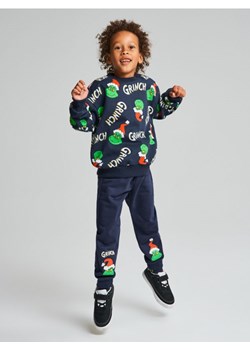 Sinsay - Spodnie jogger Grinch - granatowy - id: 292FC-59X - marki Sinsay - 186082480 Sinsay - Spodnie jogger Grinch - granatowy ze sklepu Sinsay w kategorii Spodnie chłopięce - zdjęcie 186082480