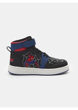 Sinsay - Sneakersy Spider-Man - wielobarwny - id: 466CE-MLC - marki Sinsay - 186082852 Sinsay - Sneakersy Spider-Man - wielobarwny ze sklepu Sinsay w kategorii Buty sportowe dziecięce - zdjęcie 186082852