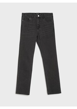Sinsay - Spodnie jeansowe regular fit - szary - id: 469FB-90J - marki Sinsay - 186082862 Sinsay - Spodnie jeansowe regular fit - szary ze sklepu Sinsay w kategorii Spodnie męskie - zdjęcie 186082862