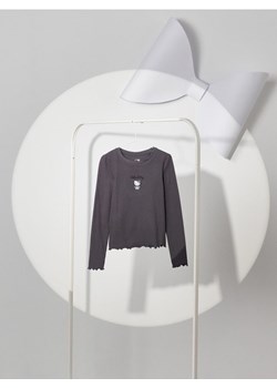 Sinsay - Bluzka z długim rękawem Hello Kitty - szary - id: 513FV-86X - marki Sinsay - 186083002 Sinsay - Bluzka z długim rękawem Hello Kitty - szary ze sklepu Sinsay w kategorii Bluzki dziewczęce - zdjęcie 186083002