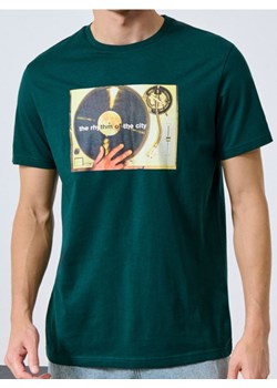 Sinsay - Koszulka z nadrukiem - zielony ze sklepu Sinsay w kategorii T-shirty męskie - zdjęcie 186083183