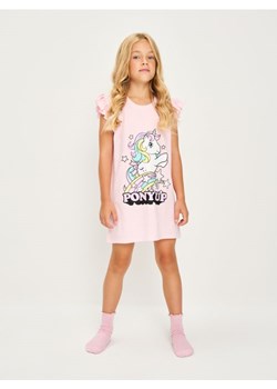 Sinsay - Koszula nocna z ozdobnymi falbanami My Little Pony - różowy - id: 7522R-03X - marki Sinsay - 186083544 Sinsay - Koszula nocna z ozdobnymi falbanami My Little Pony - różowy ze sklepu Sinsay w kategorii Piżamy dziecięce - zdjęcie 186083544
