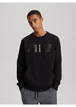 Bluza męska bez kaptura TECHS 1575B - czarna ze sklepu Edoti w kategorii Bluzy męskie - zdjęcie 186085391